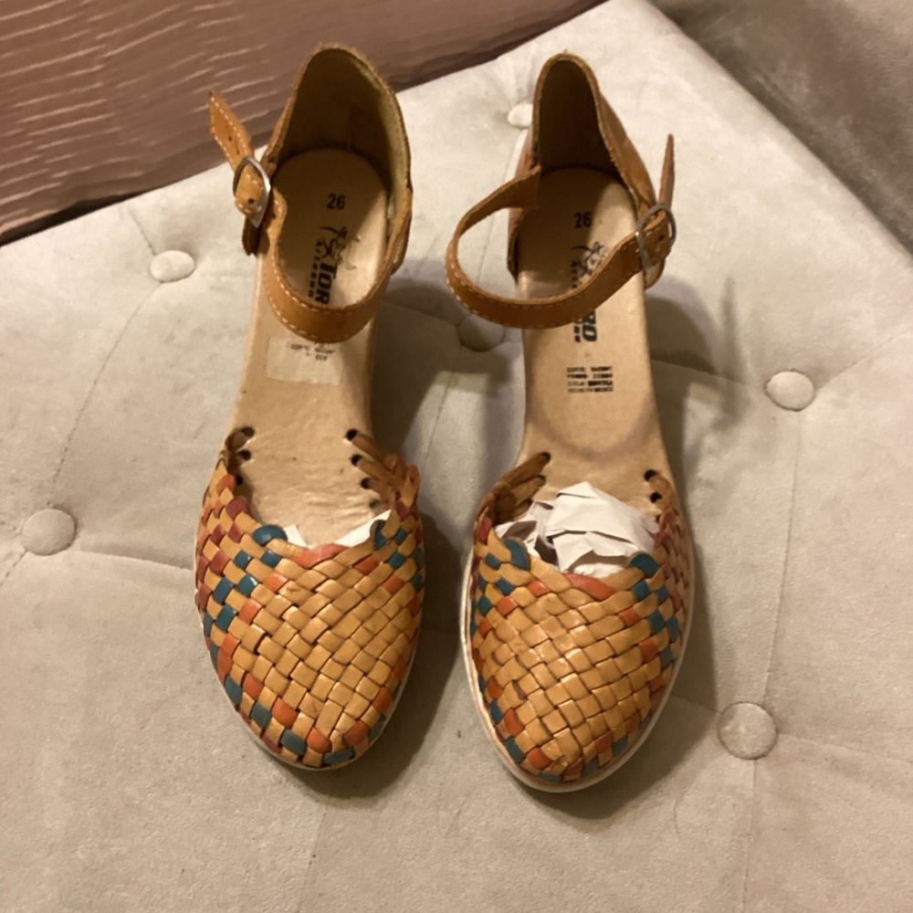 Colorful Woven Toro Artesania Wedge Ankle Strap Size 9 (26)